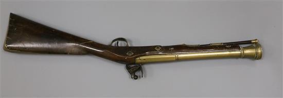 A late 18th / early 19th century Irish brass barrelled blunderbuss, 30.5in.